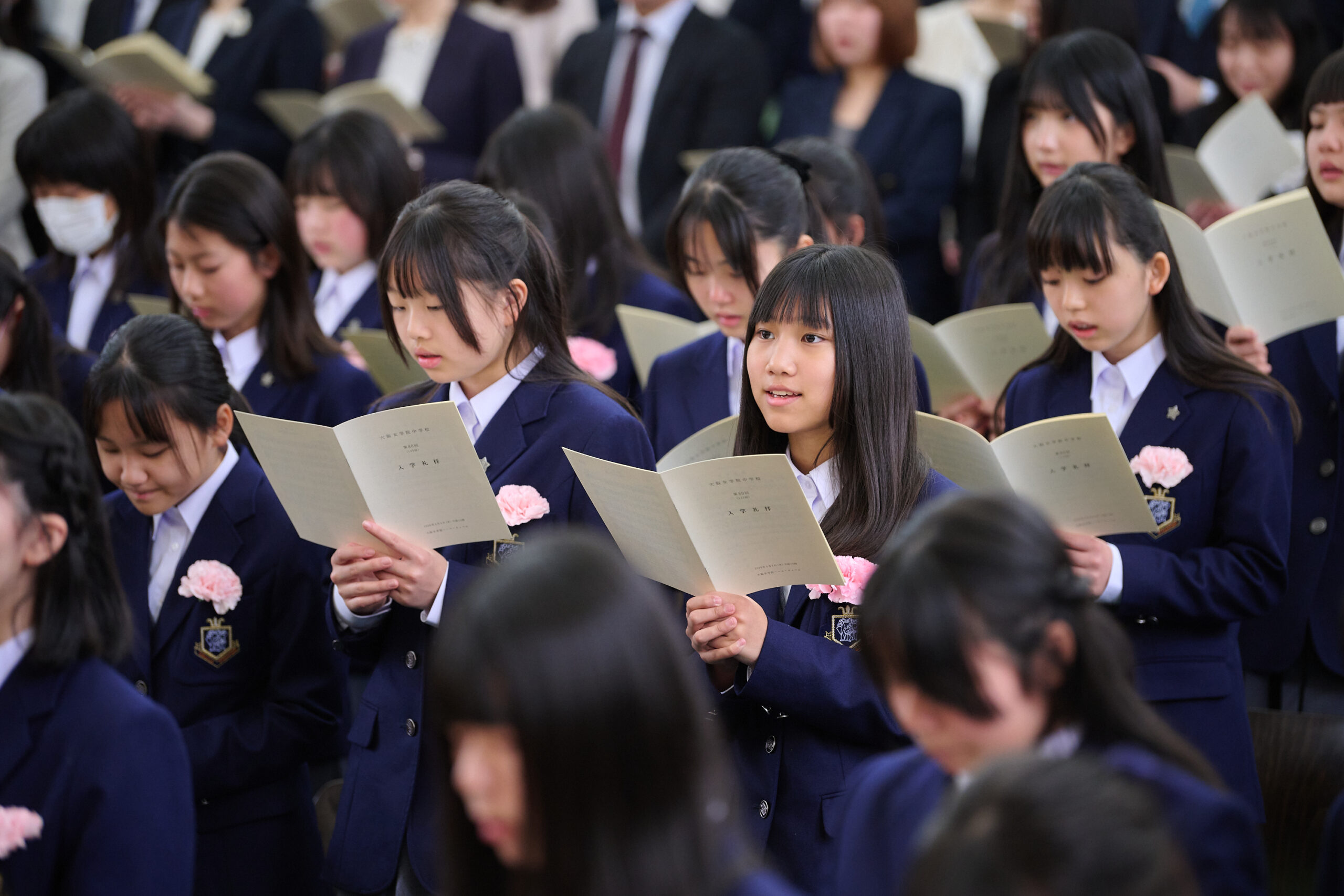 入学礼拝を行いました